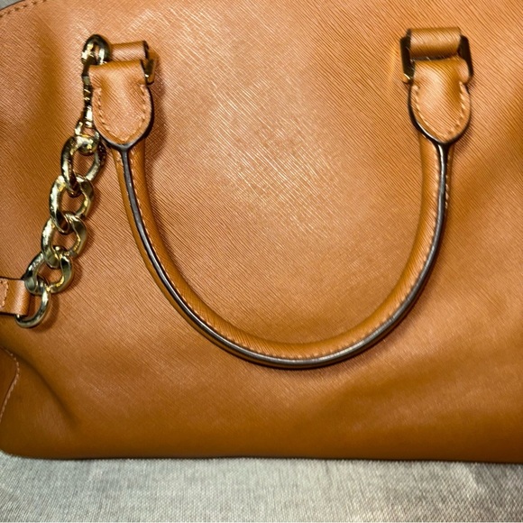 MICHAEL KORS Carmel Saffiano Satchel Shoulder bag. - Picture 4 of 11